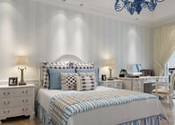 青および白い縞パターン ヨーロッパ式の居間の壁紙